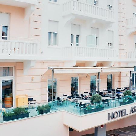 Astoria Hotel أوباتيا المظهر الخارجي الصورة