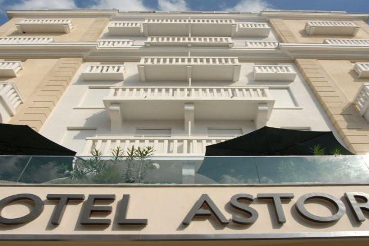 Astoria Hotel أوباتيا المظهر الخارجي الصورة